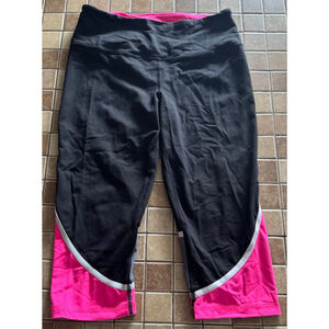 Women's Victoria's Secret Crop Leggings Size M Black & Pink